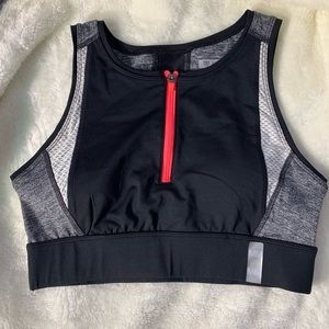 Woman’s sports bra 💕